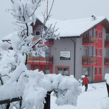 Baita Scaia Bed & Breakfast Cogolo Eksteriør bilde