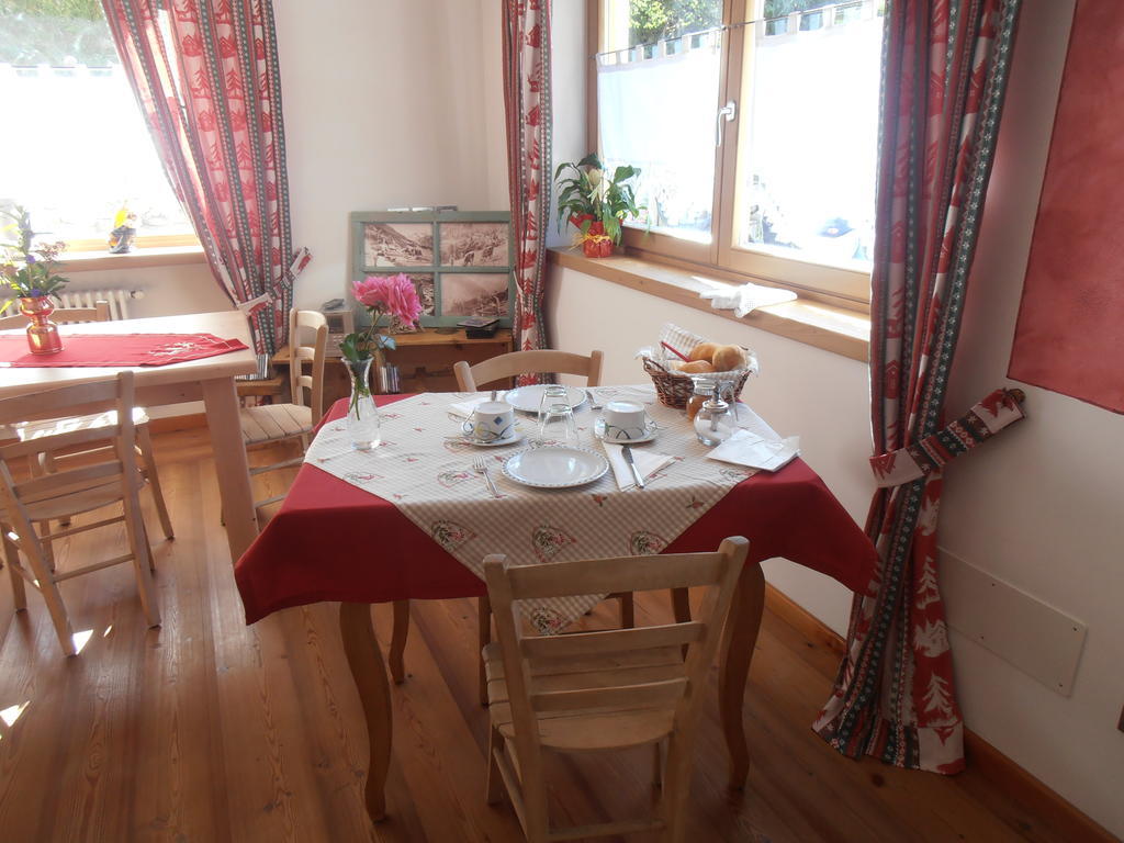 Baita Scaia Bed & Breakfast Cogolo Eksteriør bilde